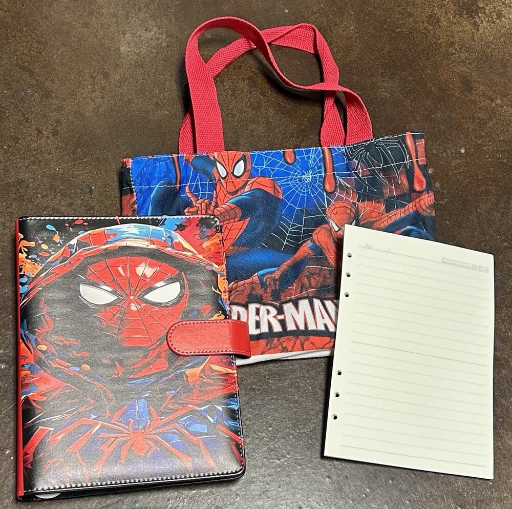 Spiderman A5 Binder w/ paper and tote bag.